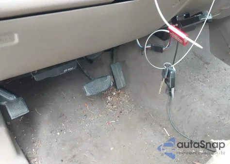 2004 Ford F-250 Lariat/Xl/Xlt z USA, uszkodzony, nr VIN 1FTNW20PX4EB36299